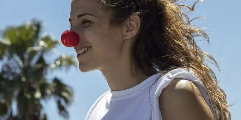 Marta Vilanova: “L’humor ajuda a reduir la por, l’estrès, l’angoixa i millora l’estat d’ànim d’una persona”
