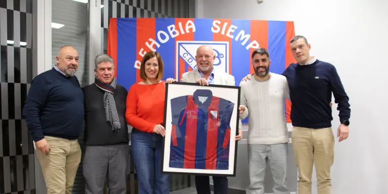 EL CD BEHOBIA CELEBRA SU 50 ANIVERSARIO EN UN ACTO QUE REIVINDICA LA IDENTIDAD Y LA FUERZA DEL CLUB