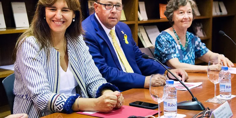 Laura Borràs lloa la tasca d'Organyà per potenciar els llibres del Pirineu