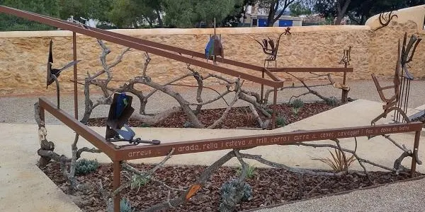 El jardí escultòric vora l'Era de l'Esteve d'Altafulla ja està a punt i s'inaugurarà aquest diumenge
