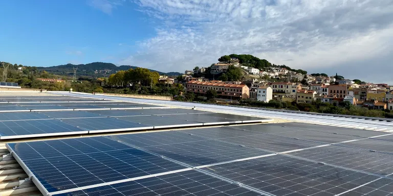 Dues noves instal·lacions a la Borda i el Bugarai ampliaran a 10 les estacions fotovoltàiques de la Comunitat Energètica Local de Caldes