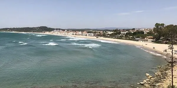L’Ajuntament d’Altafulla vol tirar endavant la construcció d’un escull artificial que frenaria la pèrdua de sorra a la platja