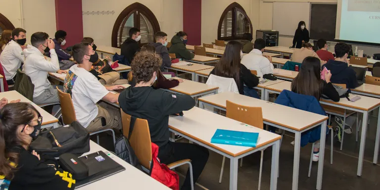 El Govern flexibilitza els criteris d'acreditació del nivell B2 en terceres llengües en els graus universitaris
