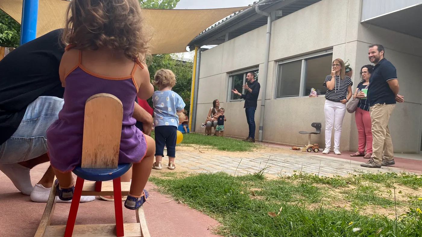 Prop de 4.200 alumnes es matriculen per al curs 2022/2023 a Caldes, un centenar més que l'any passat
