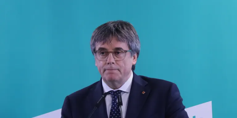 Puigdemont acusa el PSOE de ser el "responsable" de "trencar" l'acord: "Podrà ocupar poltrones però no podrà governar"