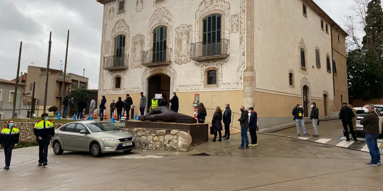Totes les meses constituïdes i jornada tranquil·la: les eleccions del 14F al Morell