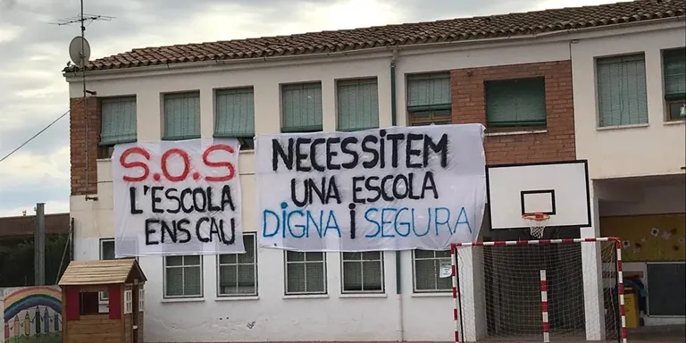 L’escola Àlber d’Albesa comença una remodelació d’emergència per adequar el centre a uns mínims de seguretat per al curs vinent.