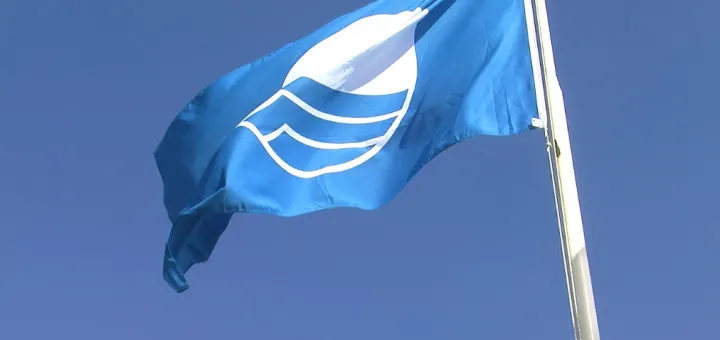 Les platges dels Pescadors i La Riera aconsegueixen novament la Bandera Blava