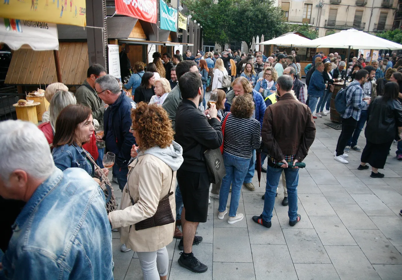 Gastronomia, música i vi omplen d’ambient el Pati