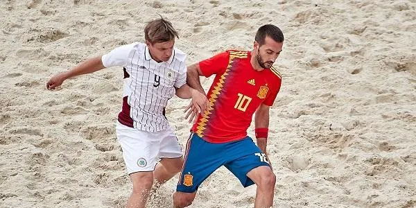 Llorenç Gómez, Eduard Suárez i Adrián Frutos no jugaran el Mundial de Futbol Platja a Paraguai