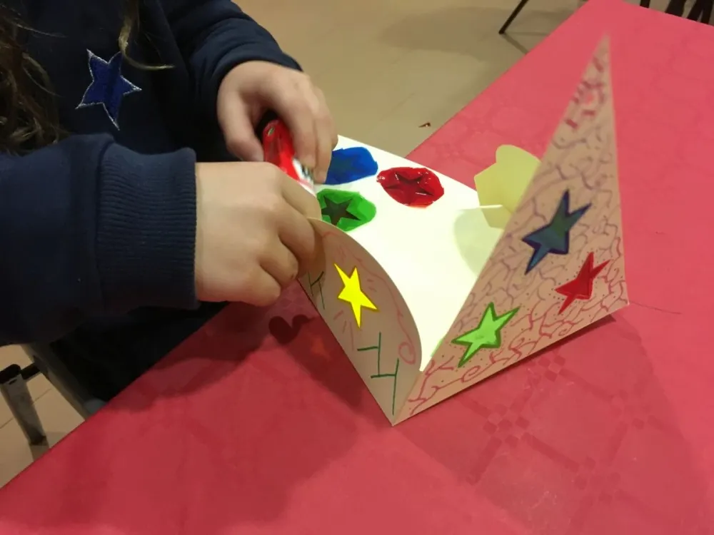 Taller infantil per fer el vostre fanalet per anar a esperar els Reis de l'Orient