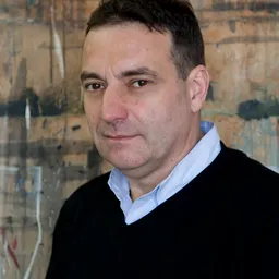 Entrevistes de la Justa del 4/5/2017 — Ràdio Desvern: promos de programació i entrevista a Miquel Planes sobre l’exposició “Dibuixant Línies” a Sant Just - episode art