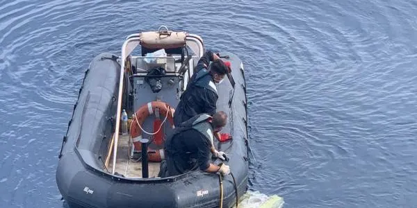 Troben restes de l'avioneta desapareguda a més de 100 metres de profunditat davant la costa del Delta de l'Ebre
