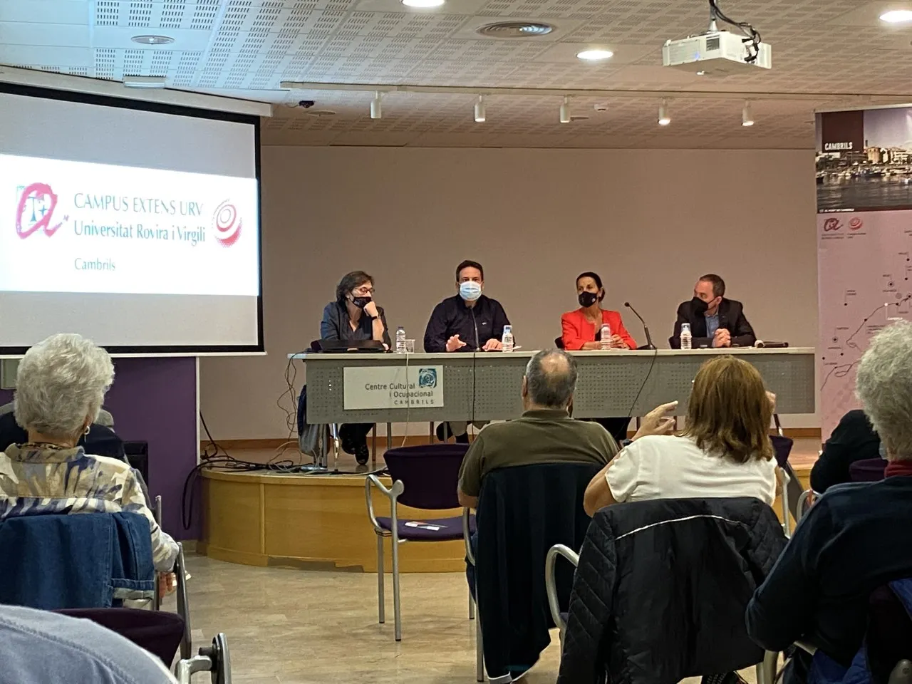 Oliver Klein inaugura el nou curs del Campus extens de la URV a Cambrils