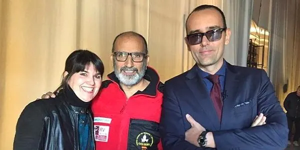 El president de la ONG K-9 de Creixell dóna a conèixer l’entitat al programa ‘Chester in love’
