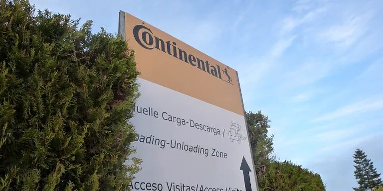 Continental presentarà un ERO per als 760 treballadors de Rubí