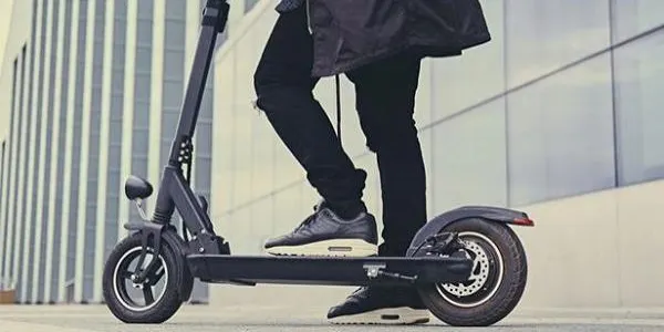 La Policia Local de Torredembarra incrementa aquesta setmana el control de la mobilitat per a bicicletes i patinets