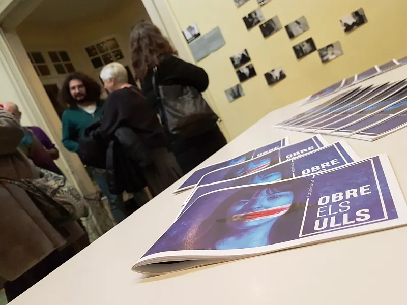Ja es pot consultar el primer número d’Obre els ulls, la revista que reivindica els artistes emergents