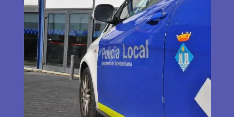 Detinguts tres joves per violació de domicili i danys a Torredembarra