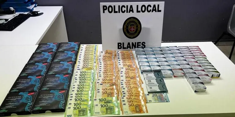 Dos traficants detinguts a Blanes amb prop de 7.000€ en metàl·lic a sobre