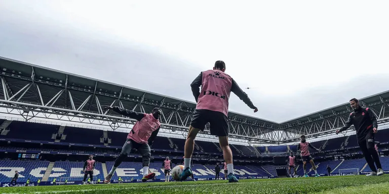 L'Espanyol rep al Mallorca amb la mirada cap amunt