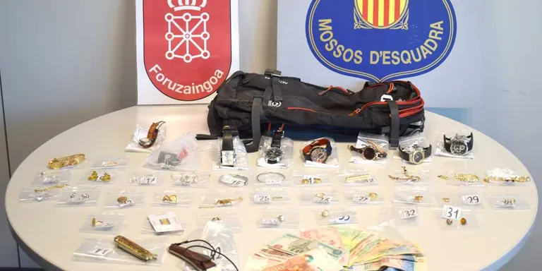 Els Mossos d'Esquadra i la Policia Foral de Navarra resolen 22 robatoris a domicilis de Catalunya, Aragó i Navarra