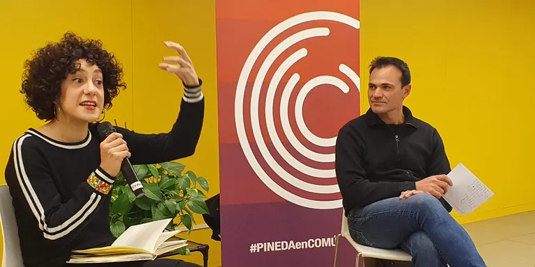 La diputada al Congrés Aina Vidal fa una xerrada a Pineda sobre la nova reforma laboral