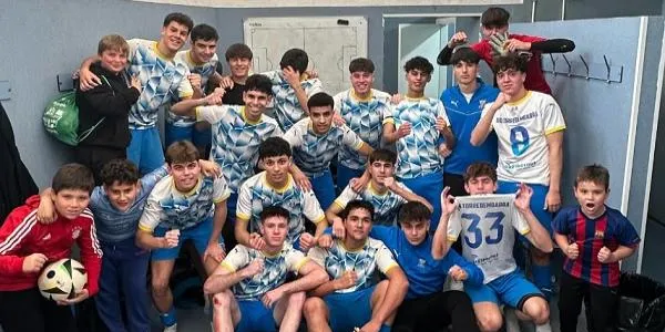 El Juvenil ‘A’ de la Torre supera el Vallmoll i confirma el seu bon moment (3-0)