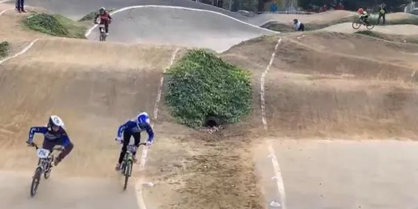 L’altafullenca Mia Ayats, subcampiona aleví del Trofeu Generalitat de BMX