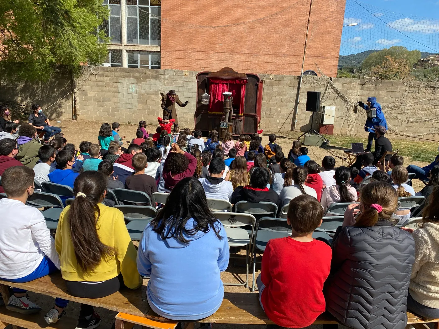 Més de 2.500 escolars de Caldes participen al programa «Teatre a les escoles» al llarg d’aquest curs
