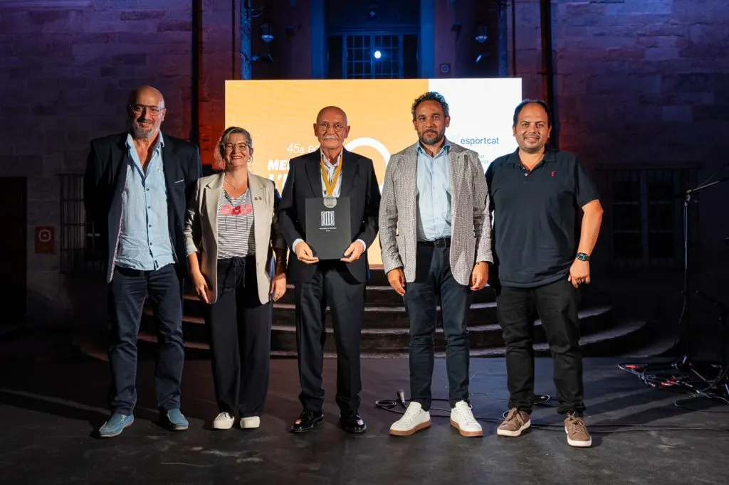 L’exalcalde de Begur Joan Loureiro rep una Medalla de l’Esport de les Comarques Gironines