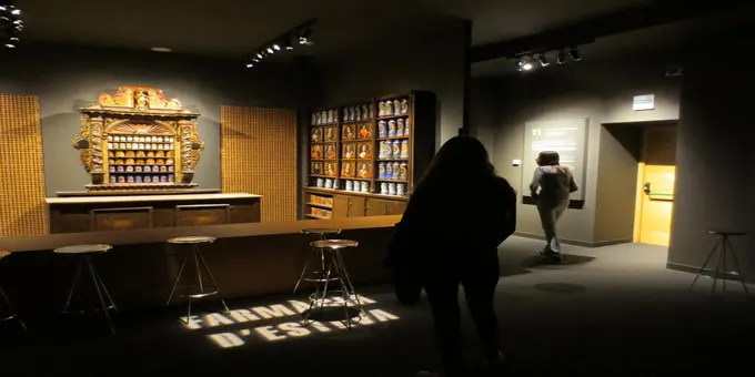 El Museu de Llívia incorporarà dues caixes d'estil renaixentista de l'antiga farmàcia