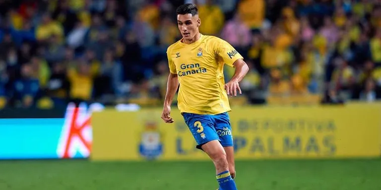 El cambrilenc Sergi Cardona puja a Primera amb la UD Las Palmas