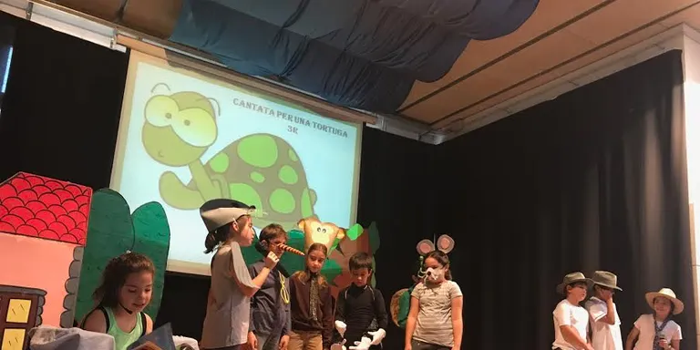 L'Escola Pau Claris viu la X Setmana de Teatre