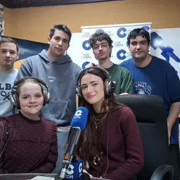 La trastienda: un reportaje de estudiantes de Periodismo de la Universidad de Sevilla - episode art