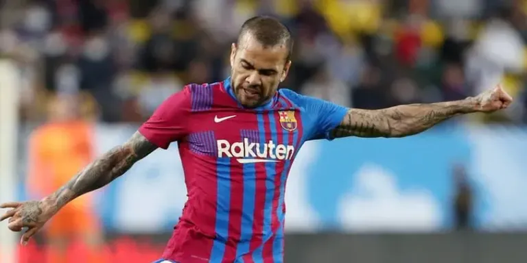 Dani Alves és detingut per presumpta agressió sexual
