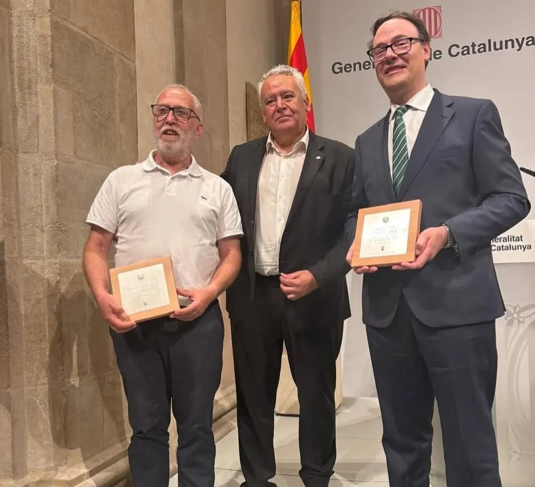 L’Institut Jaume Huguet i la Fundació Ginac reben la Placa al Treball President Macià