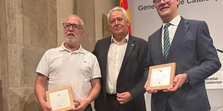 L’Institut Jaume Huguet i la Fundació Ginac reben la Placa al Treball President Macià