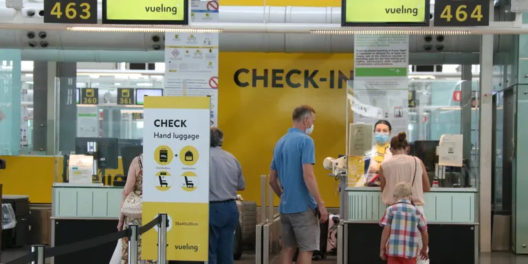 Les aerolínies comencen a implementar Travel Pass, el seu propi 'passaport sanitari' digital