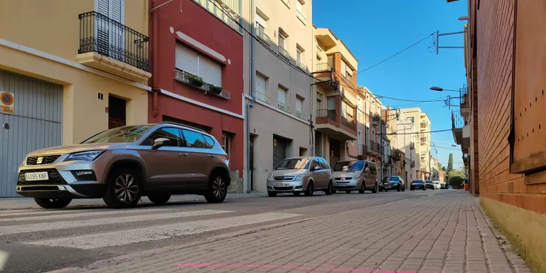 Tallat l'encreuament del carrer Sant Plàcid amb carrer Sant Isidre