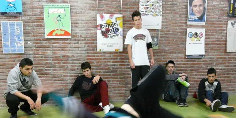 Tallers, esport i música formen part de la programació de l'Espai Jove de la Torre Bassas