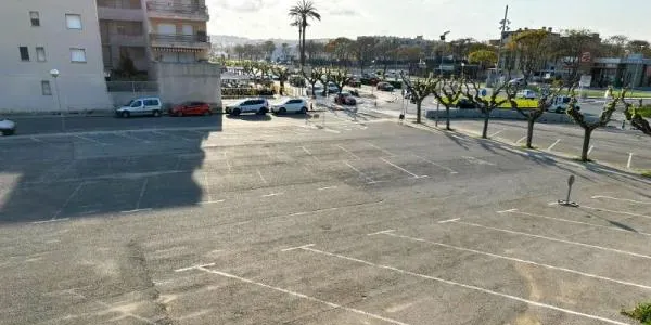 Torredembarra inicia el procés perquè l’aparcament de les Dunes aculli una promoció d’habitatge protegit