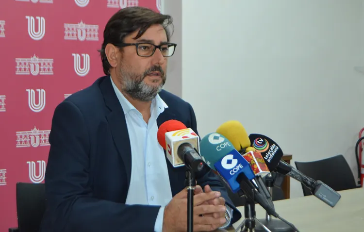 El alcalde de Utrera da reconmendaciones ante la pandemia del coronavirus