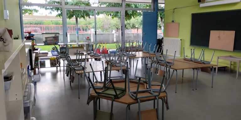 La climatització i ombres al pati, assignatures pendents a l'Escola Ventura Gassol