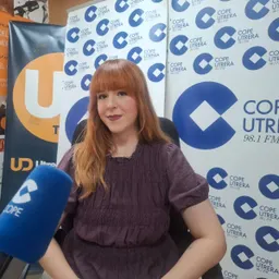 La artista Andrea Rueda Mauriño nos cuenta cómo creó el óleo sobre tabla de la patrona - episode art