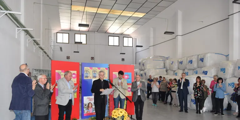 Nougrapats estrena centre de gestió de roba de segona mà a la Seu d'Urgell