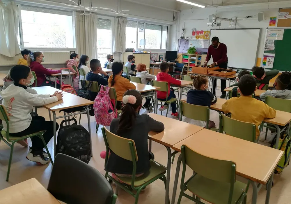 L’escriptor camerunès Inongo-vi-Makomé explicarà contes africans al Centre Cultural de Cambrils