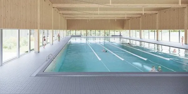 Torredembarra presenta el projecte de cobriment de la piscina municipal