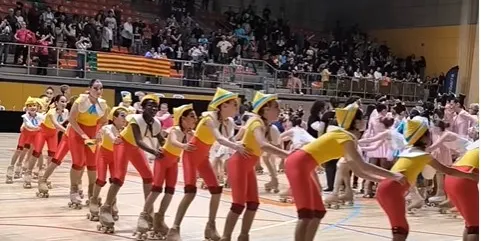 700 patinadores omplen el pavelló Sant Jordi en l'Open Catalunya de Grups Xou