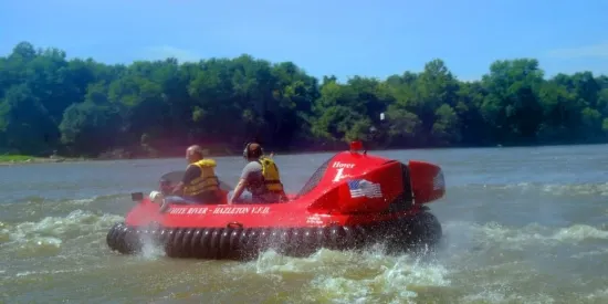 El 'Hovercraft', nova activitat d'aventura a la Noguera Pallaresa
